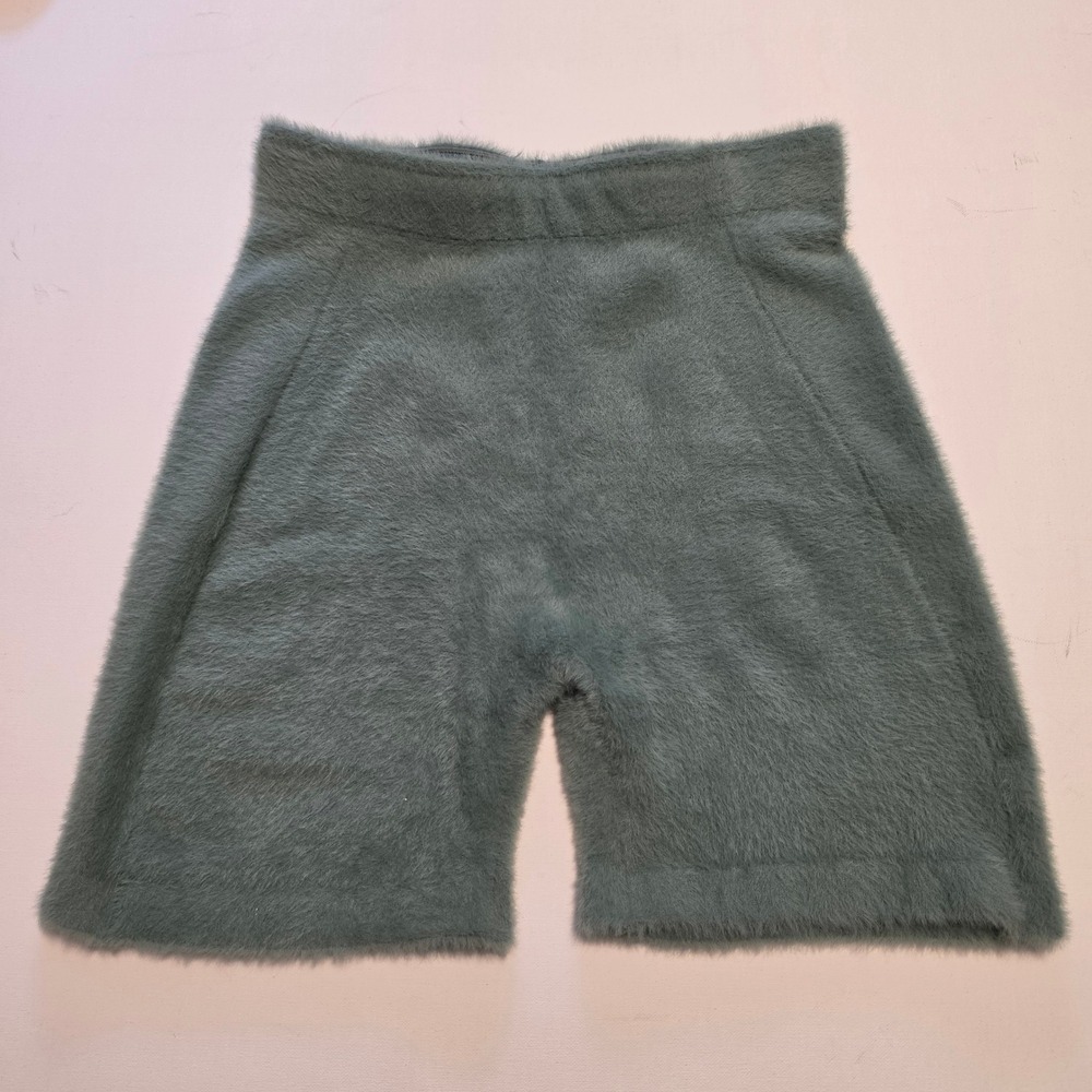 Gymshark Whitney Simmons Eyelash Knit Fuzzy Lounge Shorts Sage Green Size Medium